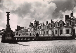 77-FONTAINEBLEAU-N°3794-D/0127 - Fontainebleau