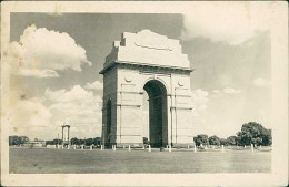 INDIA GATE - NEW DELHI - RPPC POSTCARD - MAILED 1957 / STAMP (18375) - Inde