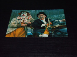 75647-         PIPO DE CLOWN - TV Series