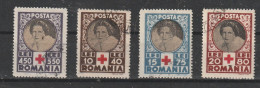 1945 - Croix Rouge/Reine Elena Mi No 827/830 - Oblitérés