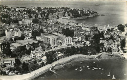 35 - Dinard - Vue Générale Aérienne - Le Grand Hôtel - Le Yacht Club - La Pointe De La Malouine - CPA - Voir Scans Recto - Dinard