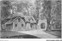 AJNP4-78-0422 - VERSAILLES - Parc Du Petit Trianon - La Ferme - Versailles