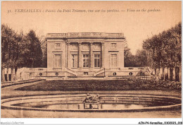 AJNP4-78-0333 - VERSAILLES - Palais Du Petit Trianon - Vue Sur Les Jardins - Versailles (Château)