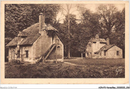 AJNP3-78-0227 - VERSAILLES - Presbytère Et Maison De Bailli - Versailles (Schloß)