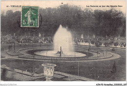 AJNP2-78-0210 - VERSAILLES - Les Parterres Un Jour Des Grandes Eaux - Versailles