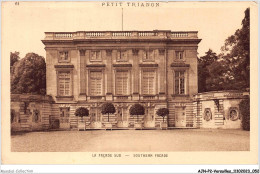 AJNP2-78-0138 - VERSAILLES - Petit Trianon - La Façade Du Sud - Versailles (Castello)