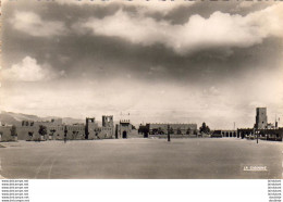 MAROC  KSAR ES SOUK  Place Du Général Giraud   ..... - Sonstige & Ohne Zuordnung