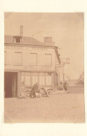 HÔTEL DE LA PLAGE - Vue à Localiser (photo Vers 1900, Format 11,2cm X 8,1cm) - Lugares