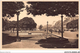 AJOP3-75-0332 - PARIS - Le Ront-point Des Champs-élysées - Champs-Elysées