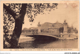 AJOP2-75-0206 - PARIS - Vue Sur La Seine Et Le Grand Palais - El Sena Y Sus Bordes