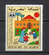 MAROC N°  983   NEUF SANS CHARNIERE  COTE  0.80€    VILLAGE D'ENFANTS - Morocco (1956-...)