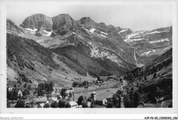 AJPP2-65-0233 - GAVARNIE - Le Village Et Le Cirque - Gavarnie