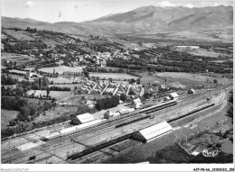 AJPP8-66-0884 - LATOUR-DE-CAROL - ENVEITG - La Gare Internationale - Dans Le Fond - VUE AERIENNE - Sonstige & Ohne Zuordnung