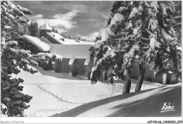 AJPP8-66-0842 - FONT-ROMEU - Neige Et Glace Au Soleil - L'atlantique Ermittage En Hiver - Otros & Sin Clasificación