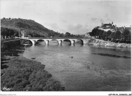 AJPP5-24-0610 - TERRASSON - La Vezere - Le Pont Neuf Et Les Quais - Terrasson-la-Villedieu