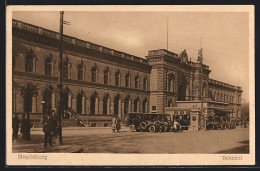 AK Magdeburg, Bahnhof, Autos, Leute  - Magdeburg