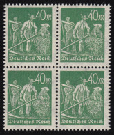 244d Freimarke Arbeiter 40 M, Dunkelolivgrün, Viererblock Postfrisch ** - Unused Stamps
