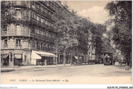 AJSP2-75-0110 - PARIS - Le Boulevard Saint-michel - Squares