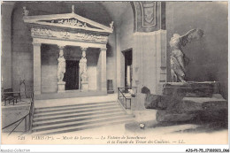 AJSP1-75-0034 - PARIS - Musée Du Louvre - La Victoire De Samothrace Et La Façade Du Trésor Des Cnidiens - Louvre