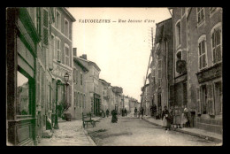 55 - VAUCOULEURS - RUE JEANNE D'ARC - EDITEUR J. KENNEL - Altri & Non Classificati