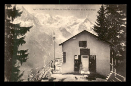 74 - CHAMONIX - CHALET DU PLAN DES CHABLETTES ET LE MONT-BLANC - Chamonix-Mont-Blanc