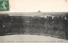 . 50 . AVRANCHES . Vue Sur La Baie Du Mt.-St-Michel Prise Du Jardin Des Plantes . - Avranches