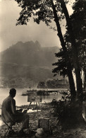 Annecy , Le Lac * Un Peintre Et Son Chevalet * Thème Peinture * Château De Duingt - Annecy