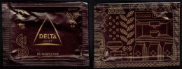 Portugal Sachet Sucre Sugar Bag Delta Cafés Couleur Marron Motifs Au Verso 4/6 - Suiker