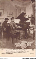 AJUP1-0085 - MUSICIEN - Un 4 Mains Sur Le Front - Officier Anglais Et Chasseur Alpin Français Jouant Une Symphonie  - Music And Musicians