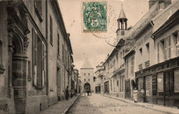 N°2391 W -cpa Moret - La Grande Rue- - Moret Sur Loing