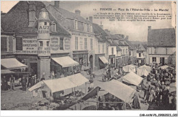CAR-AAWP6-51-0418 - FISMES - Place De L'hôtel De Ville - Le Marché - Fismes
