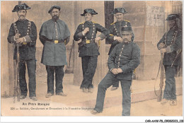 CAR-AAWP8-64-0627 - AU PAYS BASQUE - Soldats - Gendarmes Et Douaniers à La Frontière Espagnole - Other & Unclassified