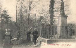 Le Cloitre Pleyben * Route Et Notre Dame De Quinquis * Villageois Coiffe Costume Coiffes - Sonstige & Ohne Zuordnung