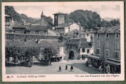 64 - SAINT-JEAN-PIED-de-PORT - Un Coin Des Remparts Vue Vers L'Eglise - Saint Jean Pied De Port
