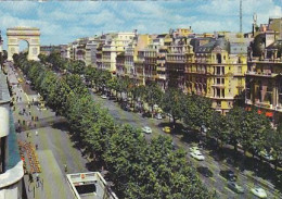 AK 210880 FRANCE - Paris - L'avenue Des Champs-Elysées - Champs-Elysées