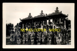 INDONESIE - TEMPLE - CARTE PHOTO ORIGINALE - Indonesië