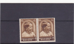 1936-COB 438-V1 10c Schaafwonde Over Rechter Wang-Eraflure Sur Le Joue Droite - Paar/pair - MNH - 1931-1960