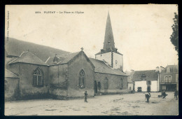 CPA - (56) Plouay - La Place Et L'église (Oblitération à étudier) (Sage Et Blanc) - Other & Unclassified