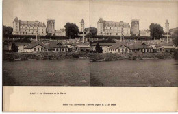 64 / PAU - Le Château Et Le Gave - Carte Stéréo - Pau