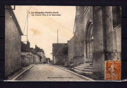 La Chapelle-Vieille-Foret - La Grande Rue Et Le Monument - Andere & Zonder Classificatie