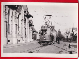 Photo  Cliché Bazin Format CPSM ( 10,5 Cm X 14,5 Cm ) SUISSE GENEVE Tramway Cimetiere St Georges - Other & Unclassified