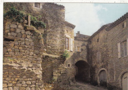 07. VALLON PONT D'ARC. CPSM. LES CALADES. + TEXTE ANNEE 1982 - Vallon Pont D'Arc