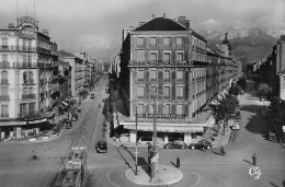 38 GRENOBLE  Place De La Gare Brasseries Et Hotel De Savoie (Scan R/V) N°   37   \NAD007 - Grenoble