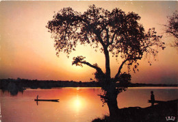 Mali Bamako Sikasso Zangaradougou Pirogue Au Soleil Couchant(scan Recto Verso ) Nono0052 - Mali