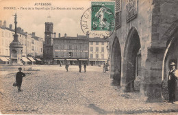 Issoire Place De La Republique (scan Recto Verso ) Nono0043 - Auvergne