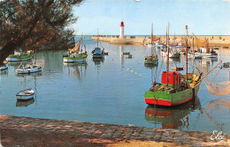 Ile D Oleron La Cotiniere Le Port Et Le Phare (SCAN RECTO VERSO)NONO0076 - Ile D'Oléron