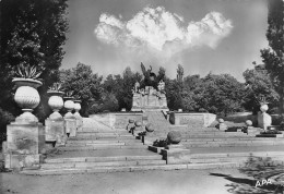 BEZIERS  Le Monument Aux Morts   49 (scan Recto Verso)nono0108 - Beziers