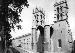 MONTPELLIER  Cathedrale St Pierre Et Faculté De Medecine  19 (scan Recto Verso)nono0108 - Montpellier