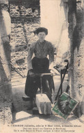 Casernes De MONTLUCON (Allier) - Juliette Caron, Seule Femme Charpentier, Née à Senlis - Pin-up - Voyagé 1912 (2 Scans) - Montlucon