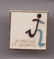 Pin's Jeunesse Et Sport Réf 1260 - Vereinswesen